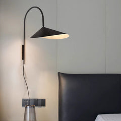Arum Wall Lamp